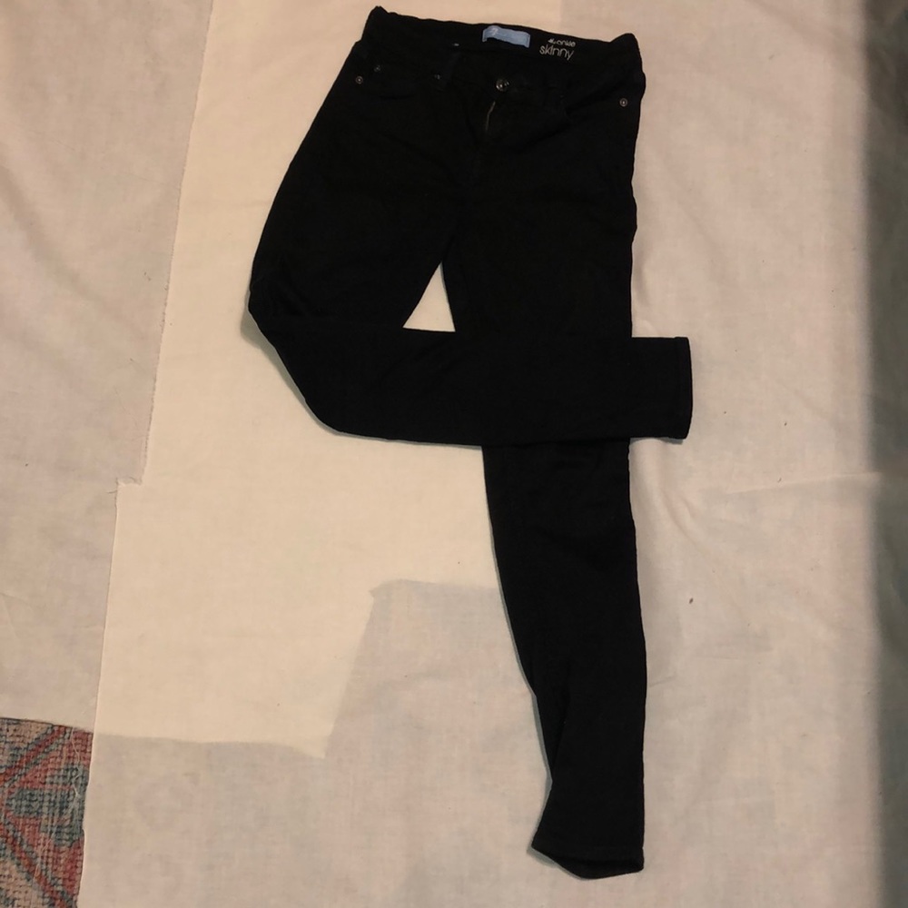 BLACK SKINNY JEANS FROM 7forallmankind